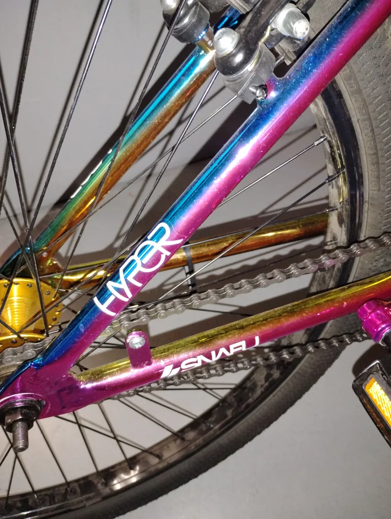 Hyperco BMX Bike - Rainbow Chrome image indicator(4)