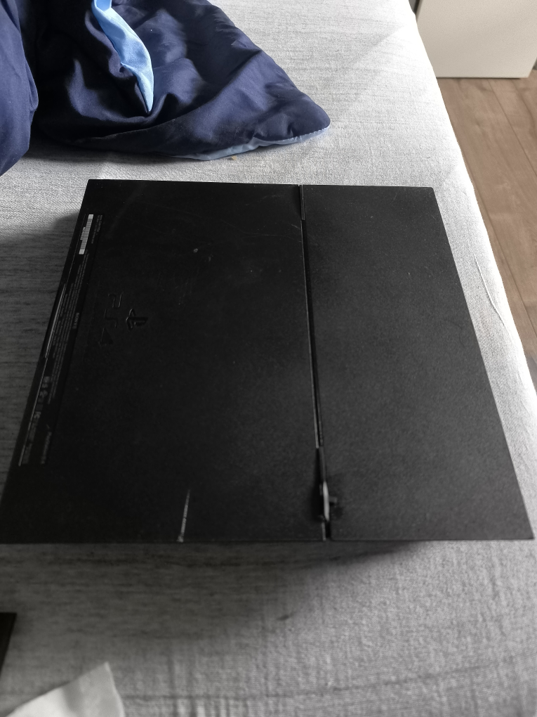PlayStation 4 (PS4) Console - photo 3