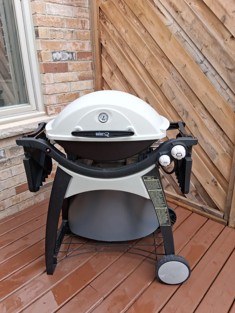 Weber Q Series Portable Gas Grill image indicator(2)