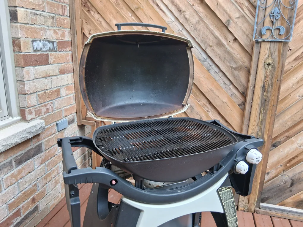 Weber Q Series Portable Gas Grill image indicator(3)