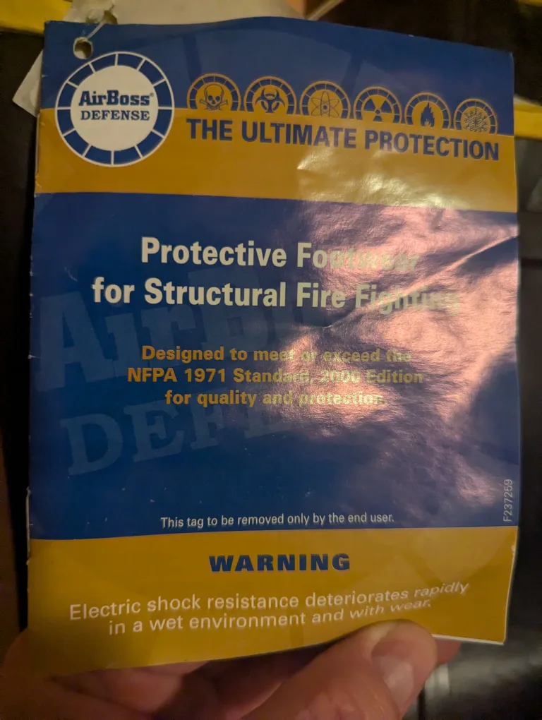$95 OBO NEW AIRBOSS DEFENSE steel toe rubber hip boots size 14 image indicator(8)