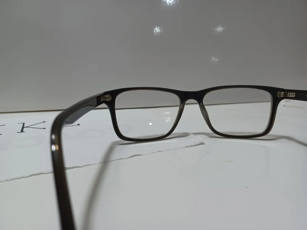 Nike 7220  Eyeglasses frame 52 20 120 gently used image indicator(5)