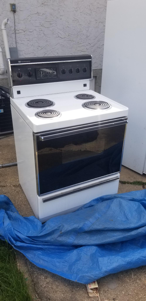 Westinghouse Electric Range Oven - photo 2