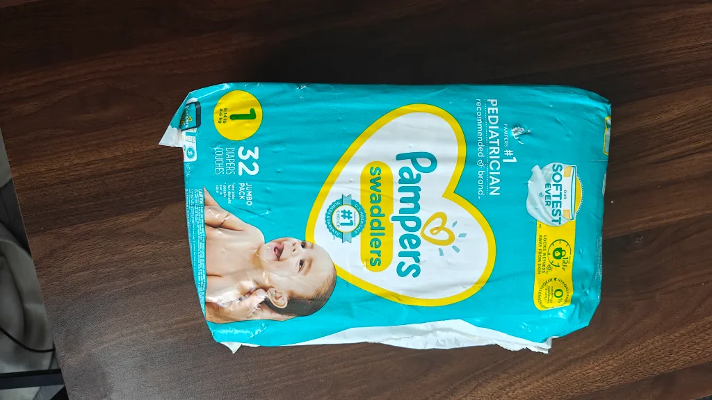 Pampers Swaddlers Size 1 (8-14 lbs) image indicator(3)