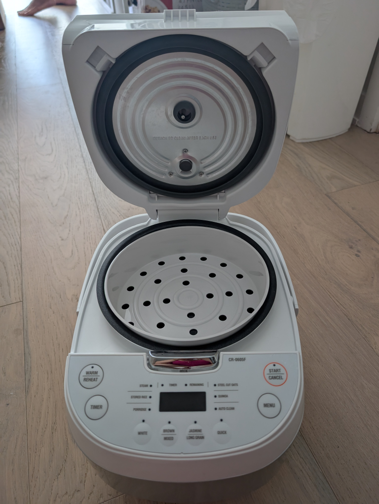 Cuckoo CR-0605F Rice Cooker - photo 2