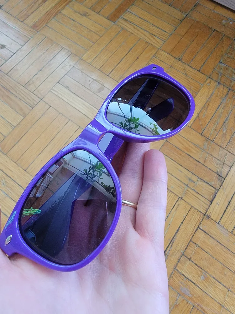 Microsoft Teams Purple Sunglasses image indicator(4)