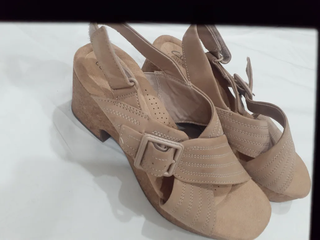 Clarks Collection Nubuck Sable Sandals Size 7 thumbnail