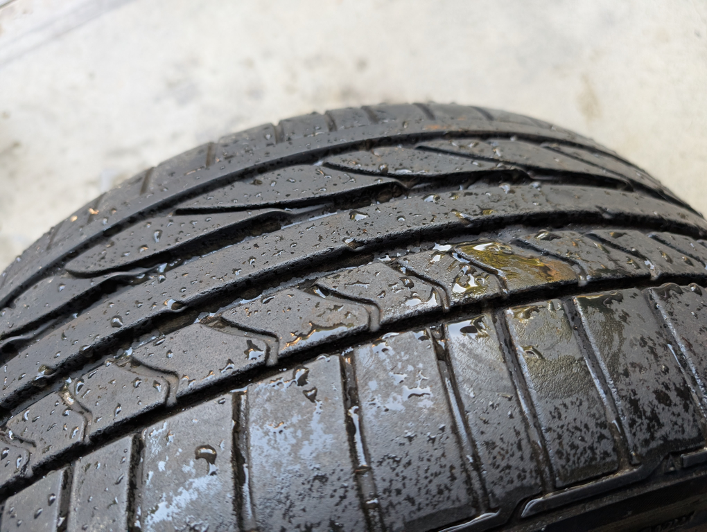 BMW performance 19", 1 rim only - photo 3