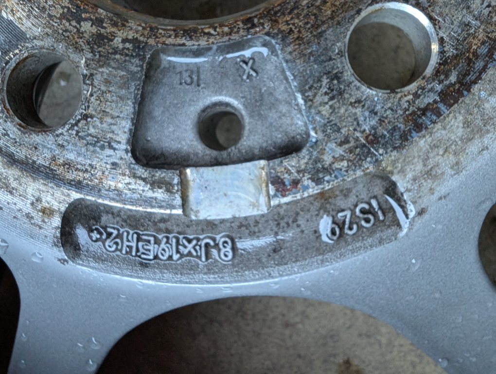 BMW performance 19", 1 rim only - photo 5