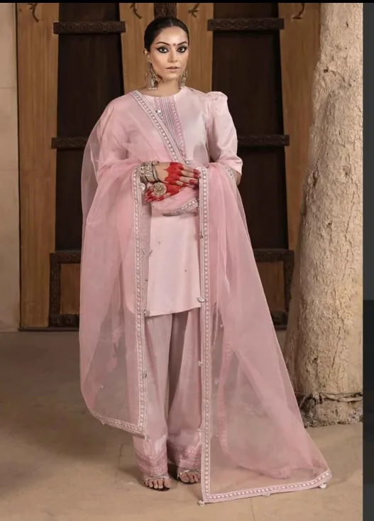 Pink Shalwar Kameez Suit thumbnail