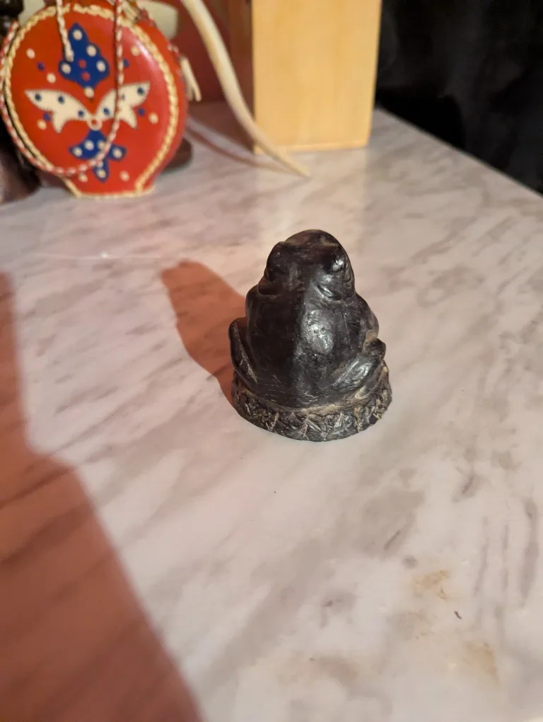 The Wolf Sculptures Hand Made Frog Figurine image indicator(5)