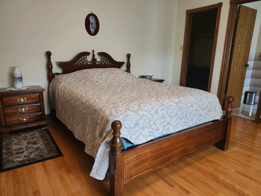 Vintage Lea Furniture Wood Bed Frame & Nightstands thumbnail