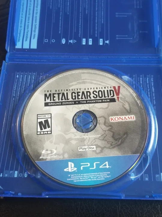 Ps4 Metal Gear Solid THE DEFINITIVE EXPERIENCE 2 games pack image indicator(2)