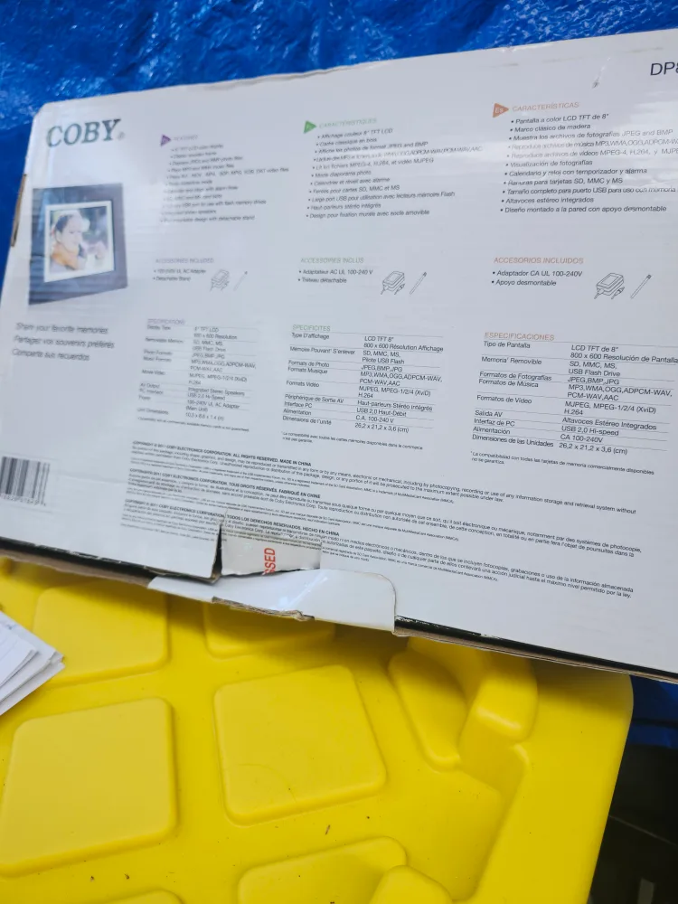 Coby 8" Digital Photo Frame - New in Box! image indicator(3)