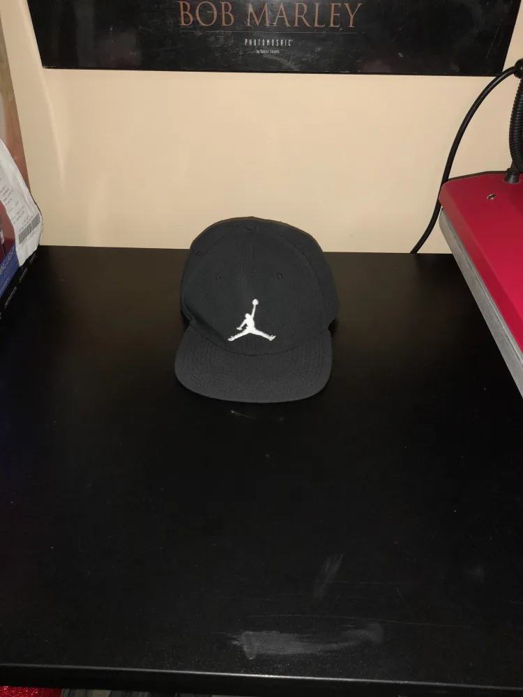 Jordan Black Cap thumbnail