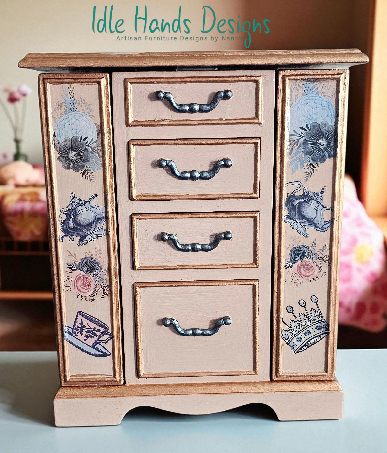 Jewelry Box - A Touch of Wonderland