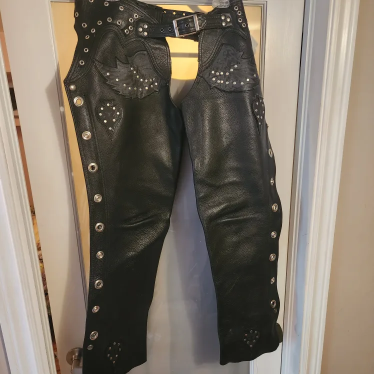 Leather Motorcycle Chaps thumbnail