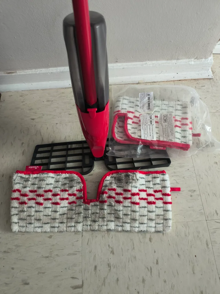 Vileda Spray Mop + extra new mop head
