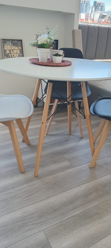 Table - photo 2
