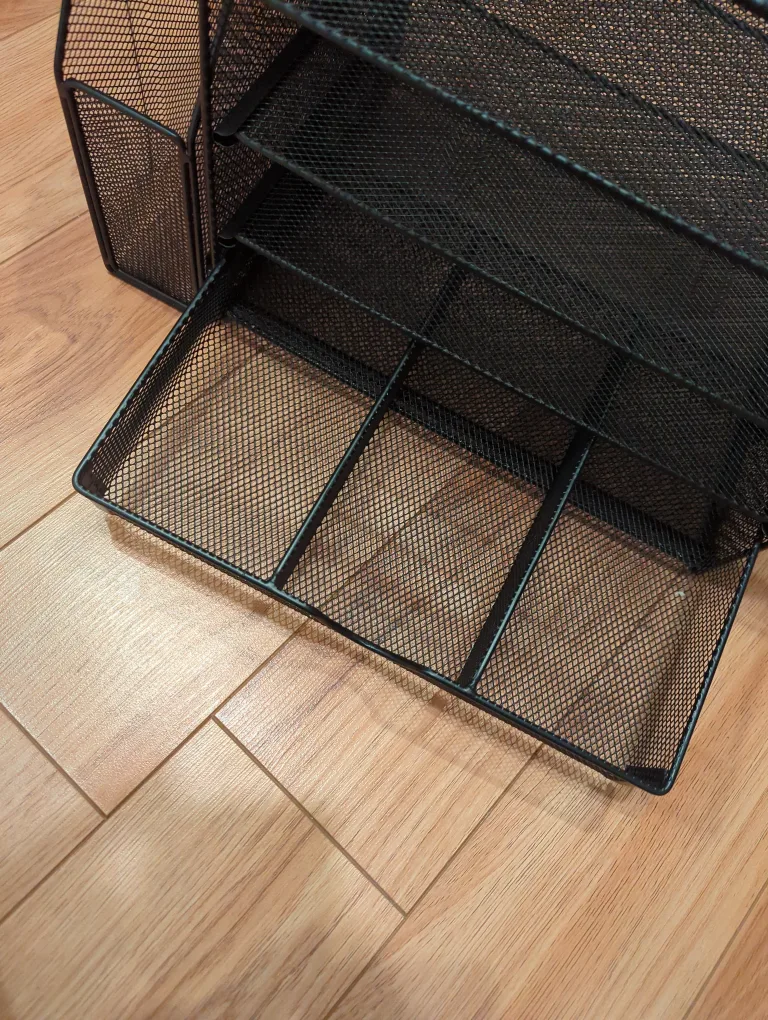 Black Mesh Desk Organizer image indicator(4)