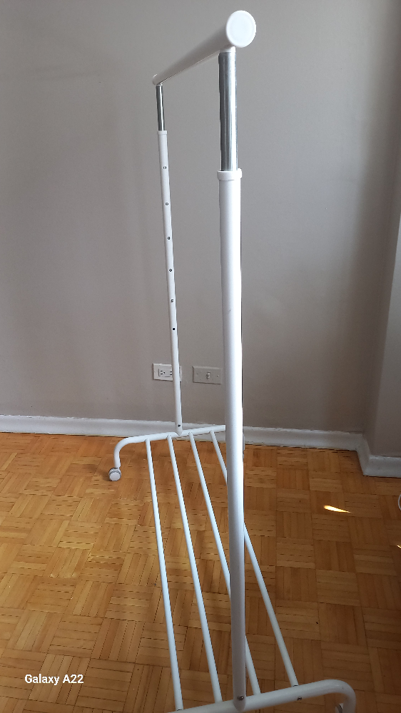 IKEA Clothe Rack Adjustable - photo 3