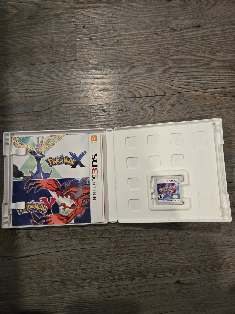 Pokémon Y for Nintendo 3DS image indicator(3)