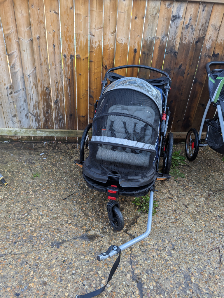 Schwinn Bike Trailer/Stroller - photo 3