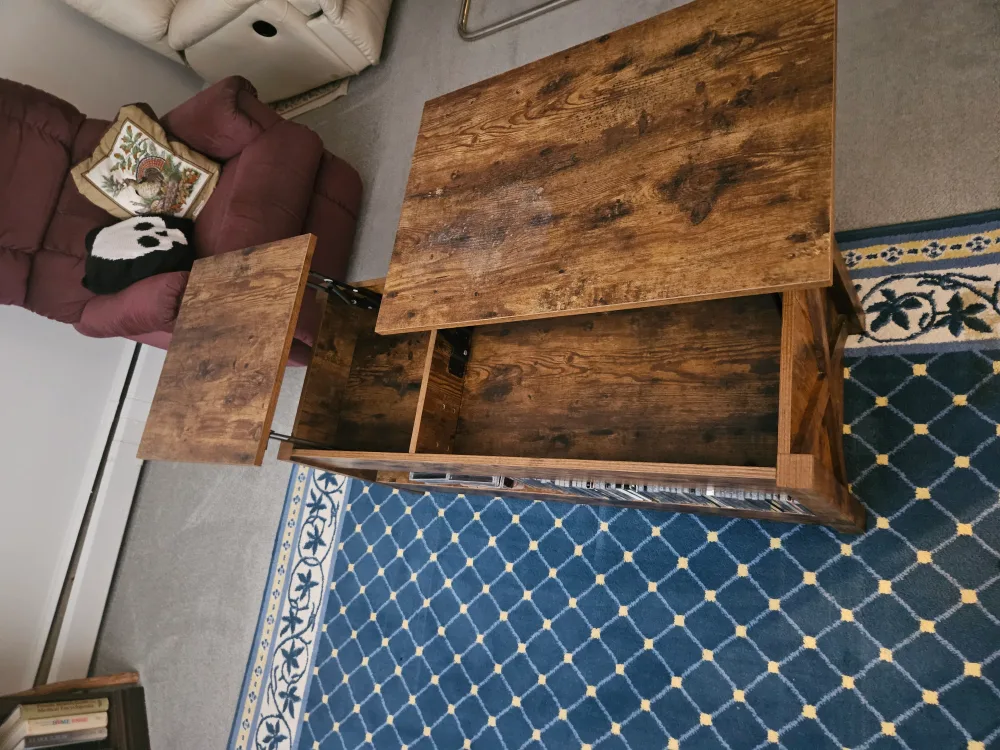 Lift Top Coffee Table w/ Hidden Storage