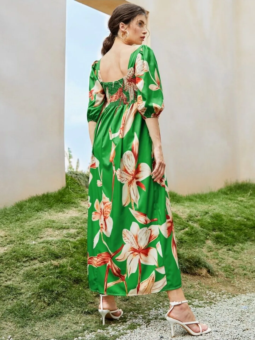 Green Floral Square Neck Print Maxi Dress image indicator(2)