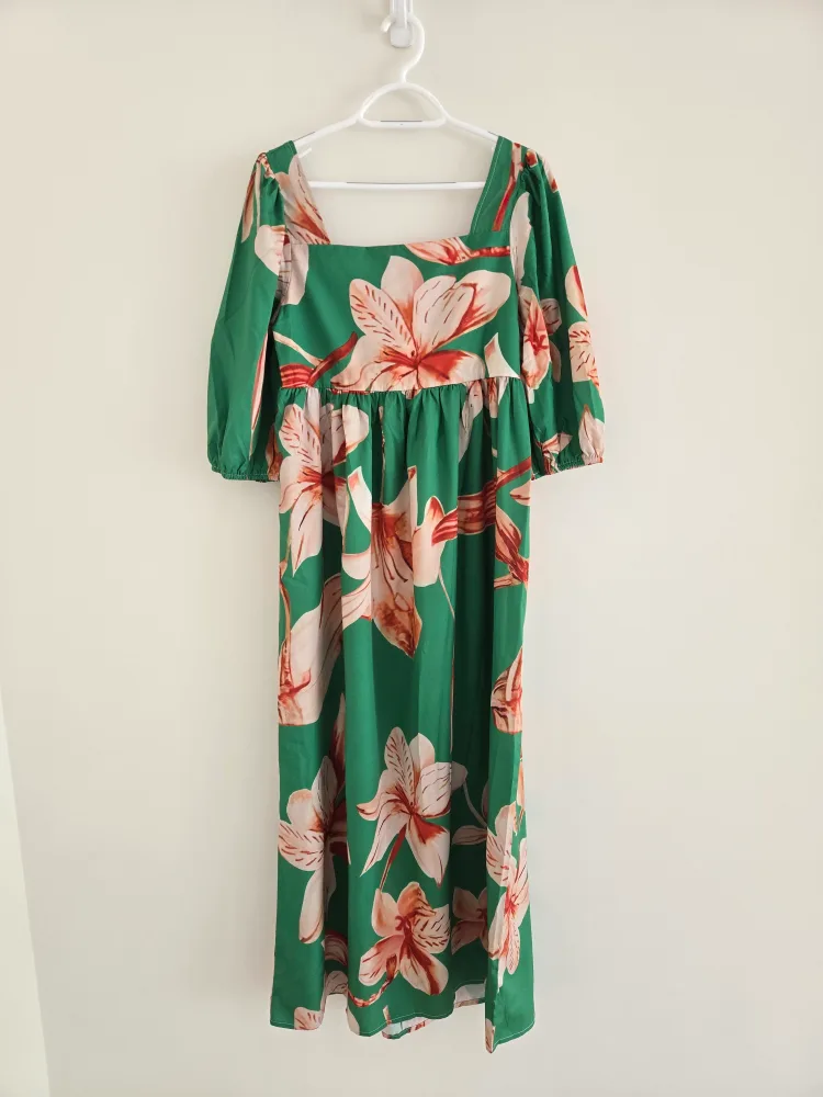 Green Floral Square Neck Print Maxi Dress image indicator(4)