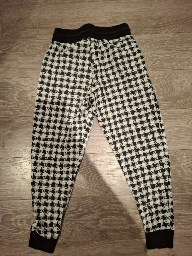 Ladies lose fitting pants image indicator(2)