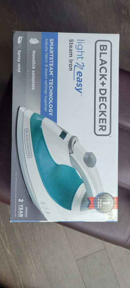 New BLACK+DECKER Light 'N Easy Steam Iron