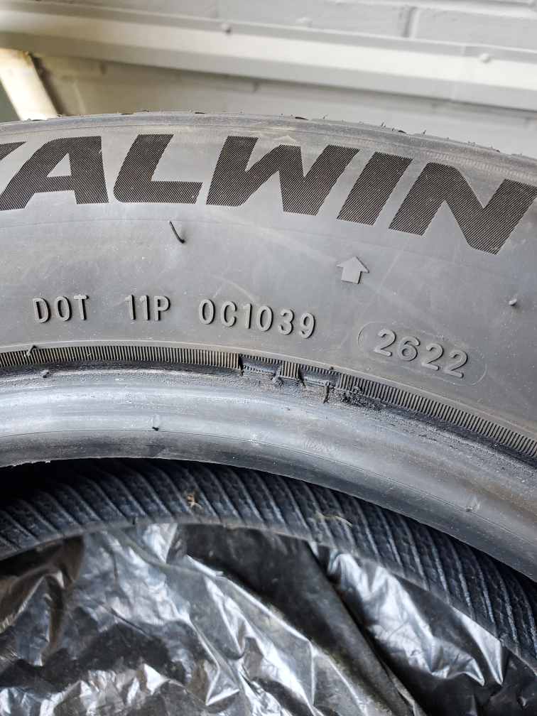 4 Winter Tires 205/55R16, 3 on rim - photo 3