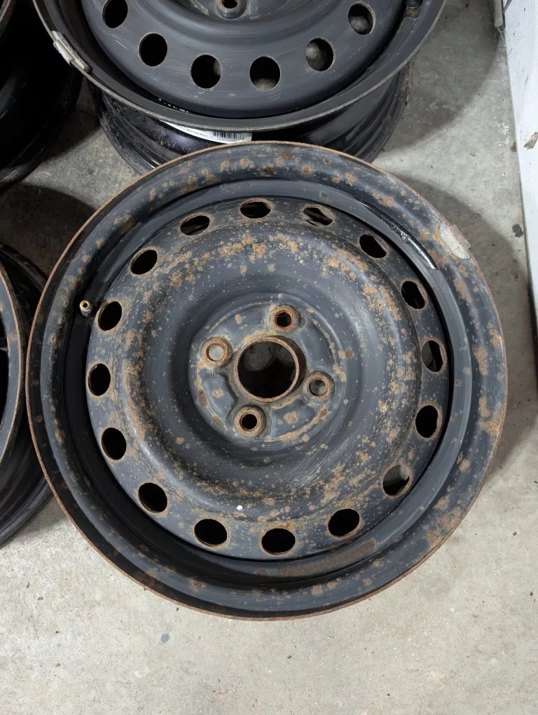 (4)-15 Inch Steel Rims 4x100 image indicator(2)