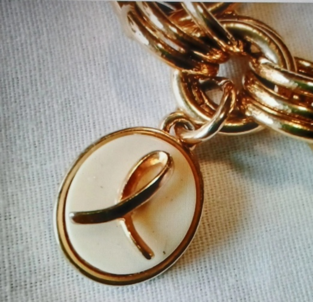 ANN TAYLOR CANCER AWARENESS GOLD-TONE CHARM BRACELET - photo 2