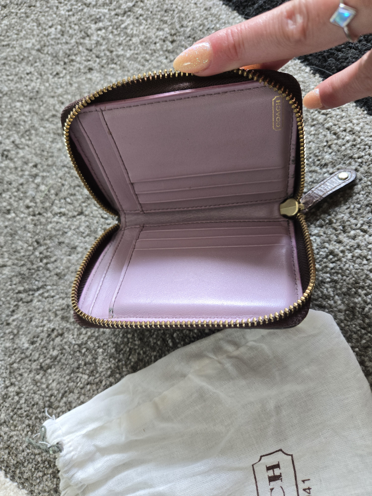 Coach Brown Wallet - photo 2