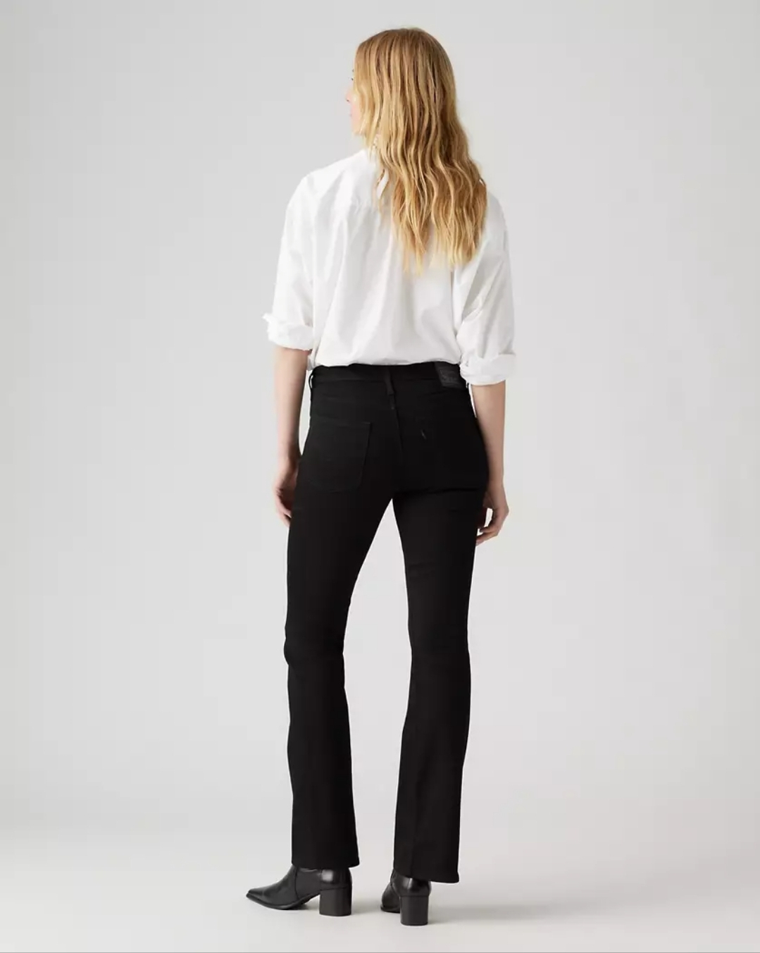 Levi’s 725 High Rise Bootcut Jeans – Women’s W26 L32 Soft Black - photo 3