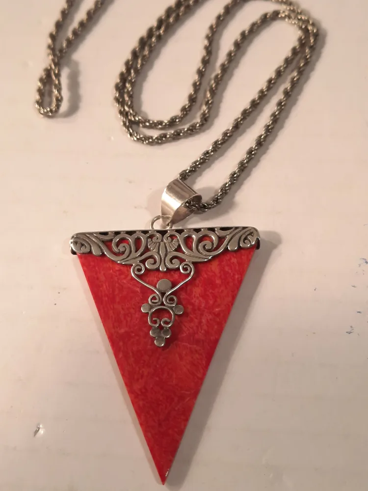 925 silver frame on red coral pendant with chain image indicator(10)