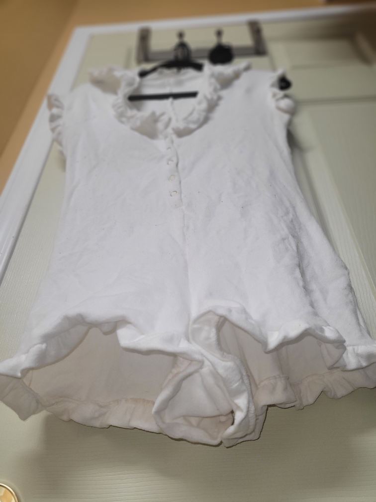 Beach Bunny White Romper - Size Medium 🧡 - photo 4