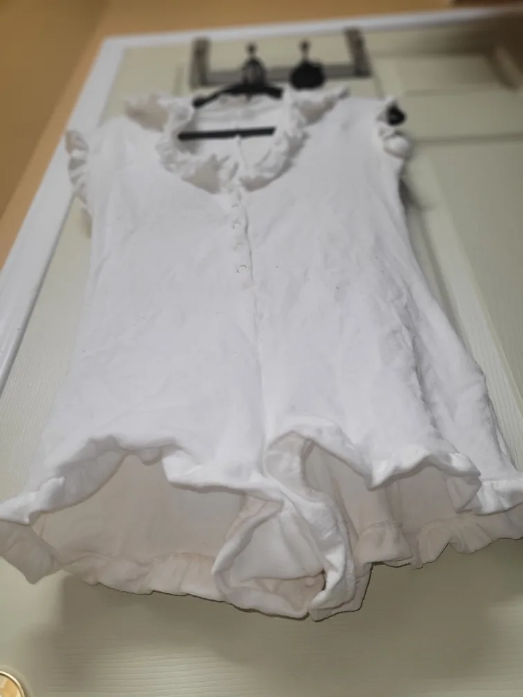 Beach Bunny White Romper - Size Medium 🧡 image indicator(4)