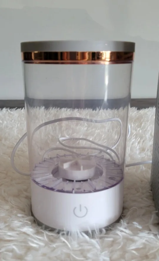 Makeup Brush Cleaner - New in Box image indicator(2)