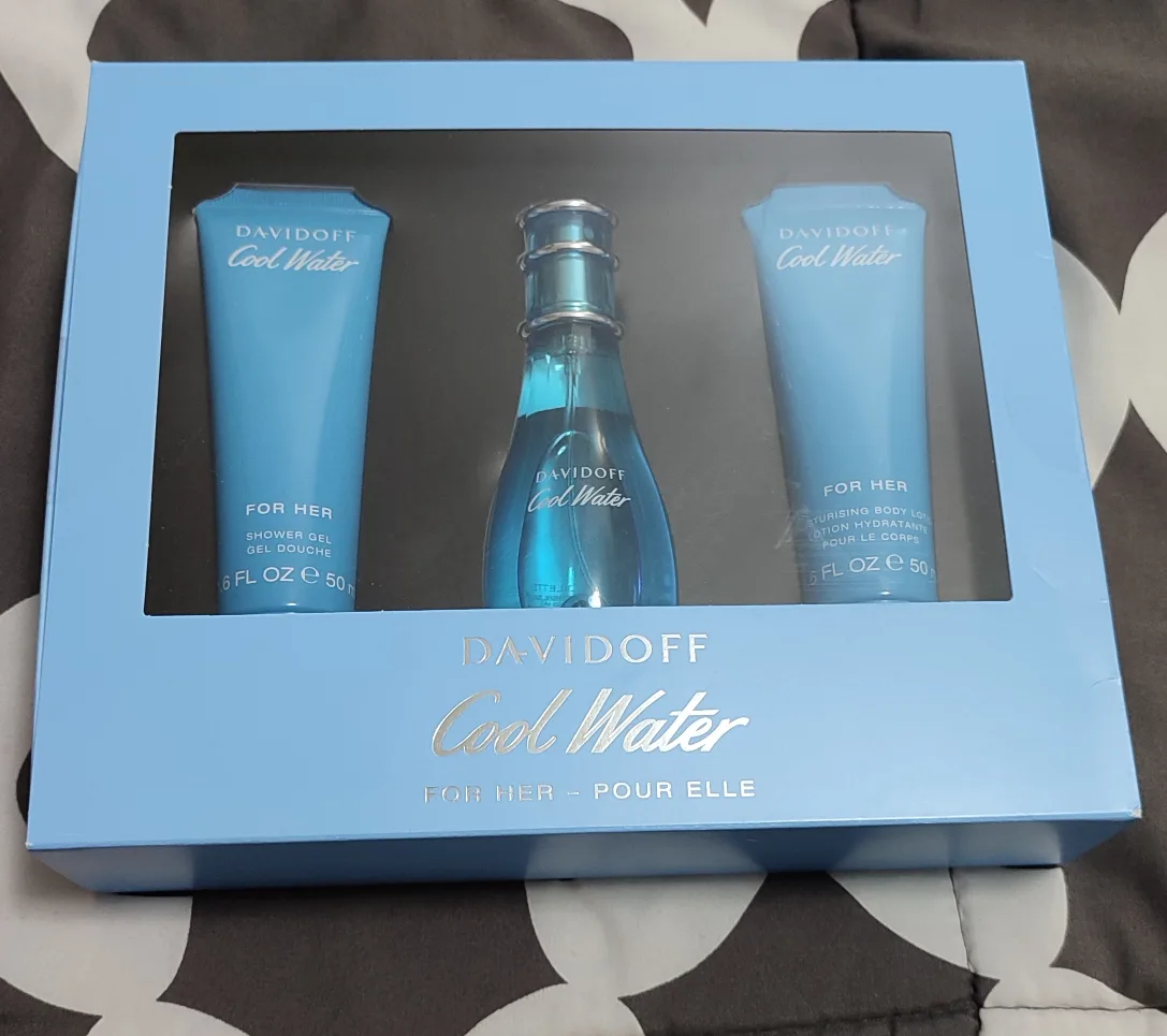 New- Davidoff Cool Water for Her Gift Set - NEW thumbnail