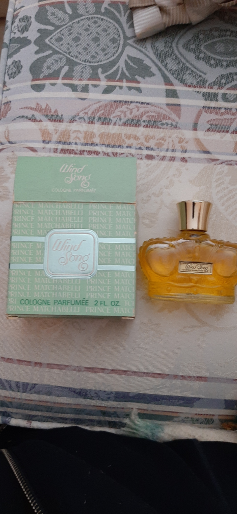 Wind Song by Prince Matchabelli Splash Colongne  2-OZ