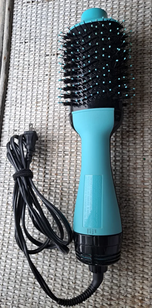 Revlon Salon One-Step Hair Dryer & Volumizer image indicator(4)