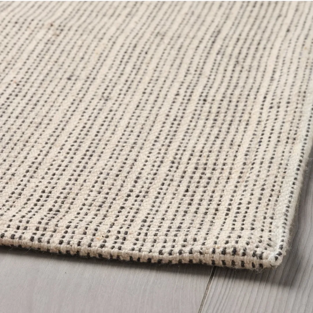 IKEA Tiphede Rug - Neutral Colours image indicator(2)