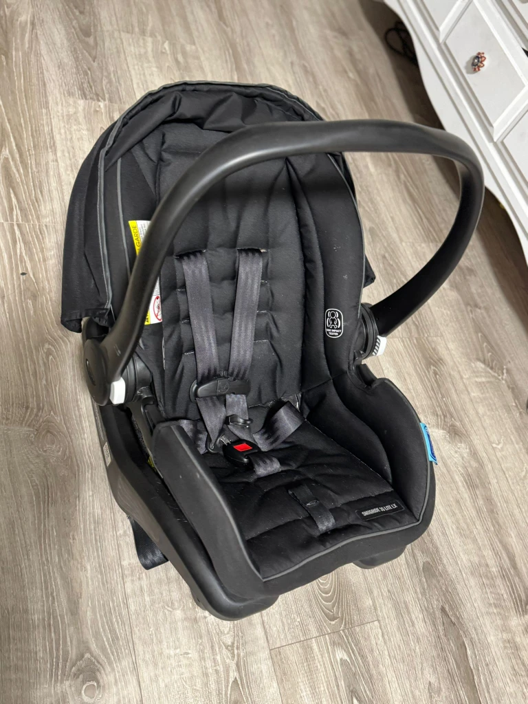 Graco SnugRide 35 Lite LX Infant Car Seat - Black