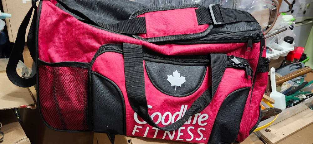 GoodLife Fitness Gym Bag - Red & Black. price firm image indicator(2)