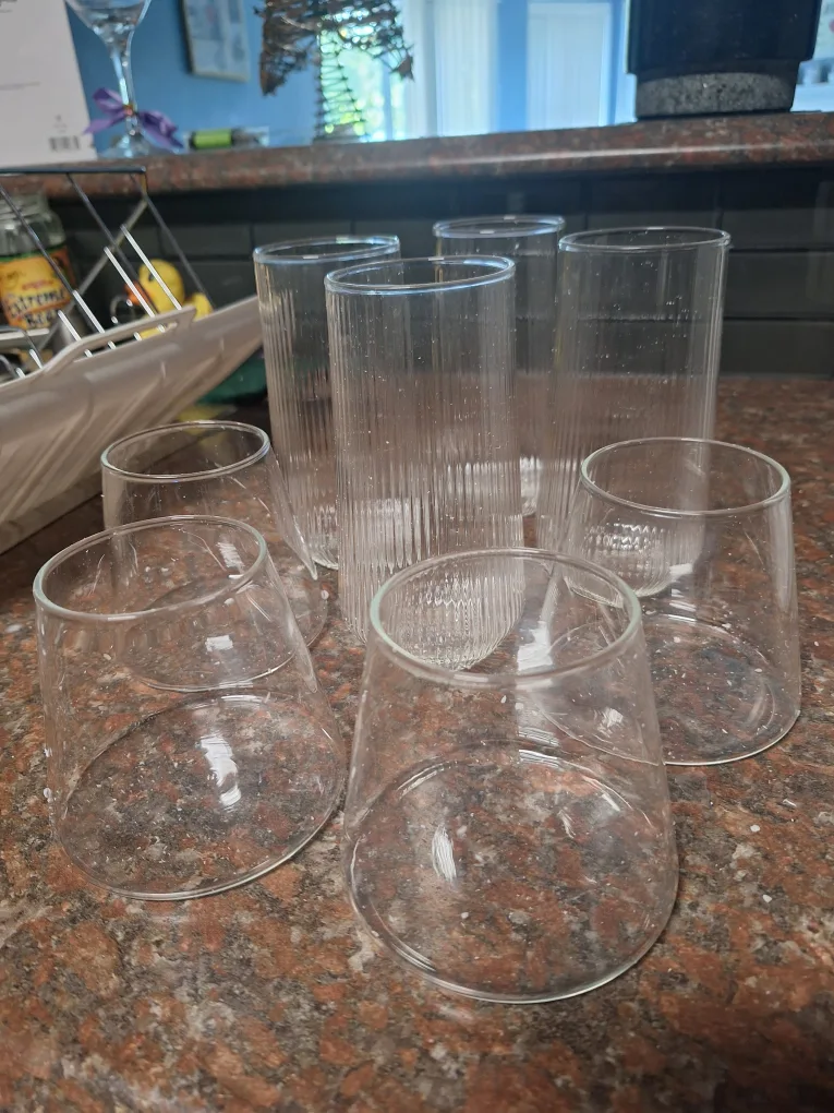 Set of 4 Tall & 4 Short Clear Glass Cups thumbnail