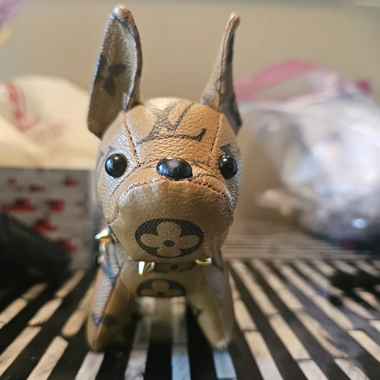Louis Vuitton Dog Bag Charm brown thumbnail
