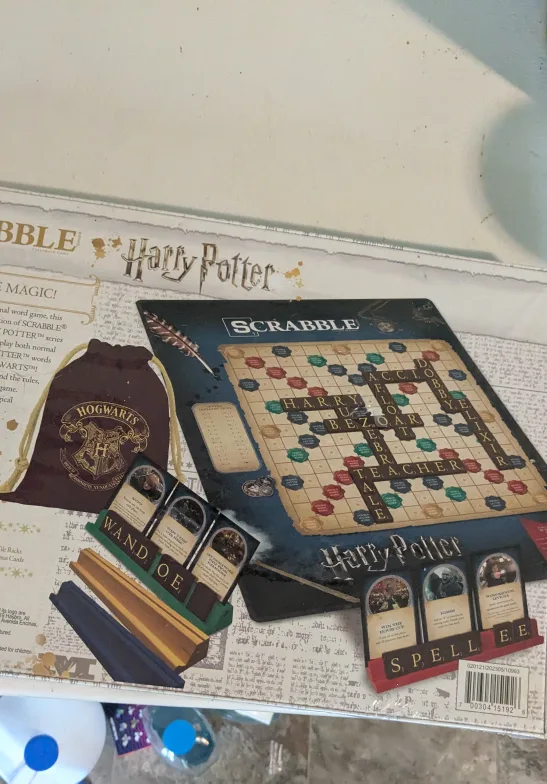Harry Potter Scrabble Board Game image indicator(2)